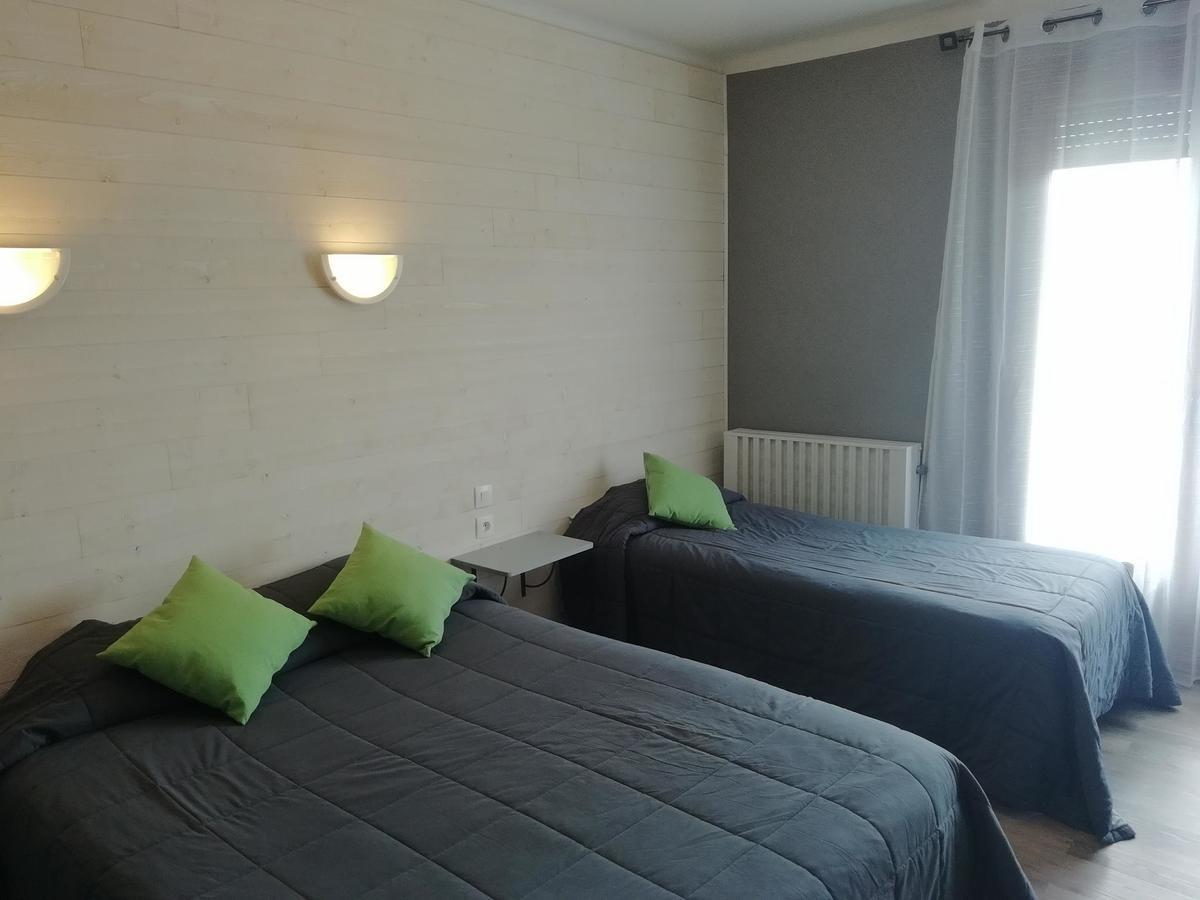 Hotel L'Oustalet Фон-Ромё Экстерьер фото