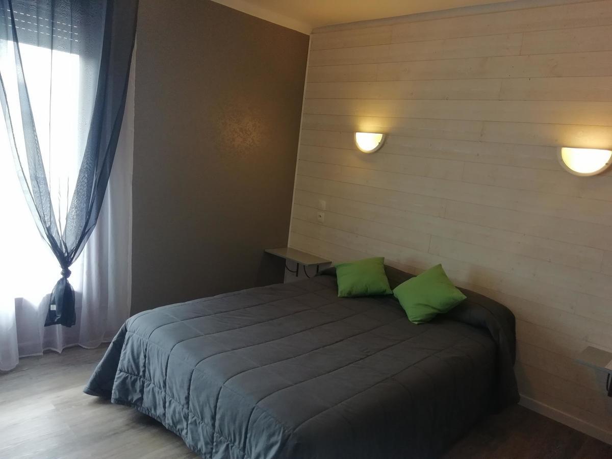 Hotel L'Oustalet Фон-Ромё Экстерьер фото