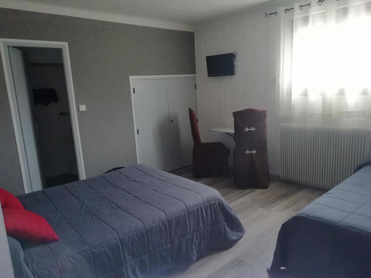 Hotel L'Oustalet Фон-Ромё Экстерьер фото